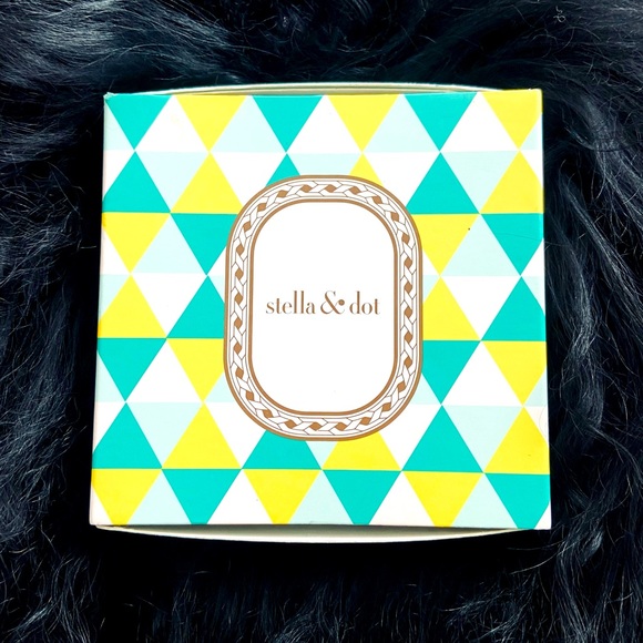 Stella & Dot Signature Engravable Bracelet - Picture 3 of 3